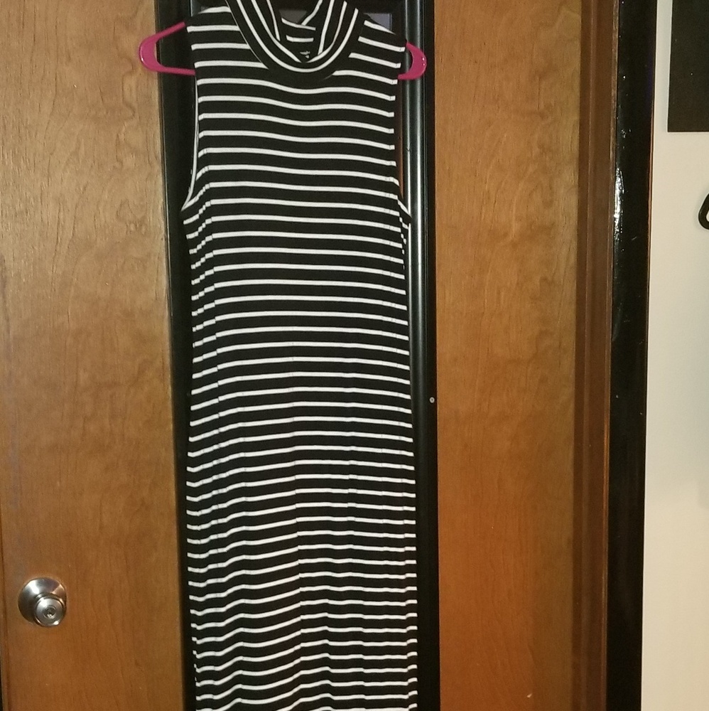 Gianni Bini Maxi Dress